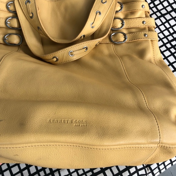 YELLOW KENNETH COLE PURSE - Picture 2 of 4